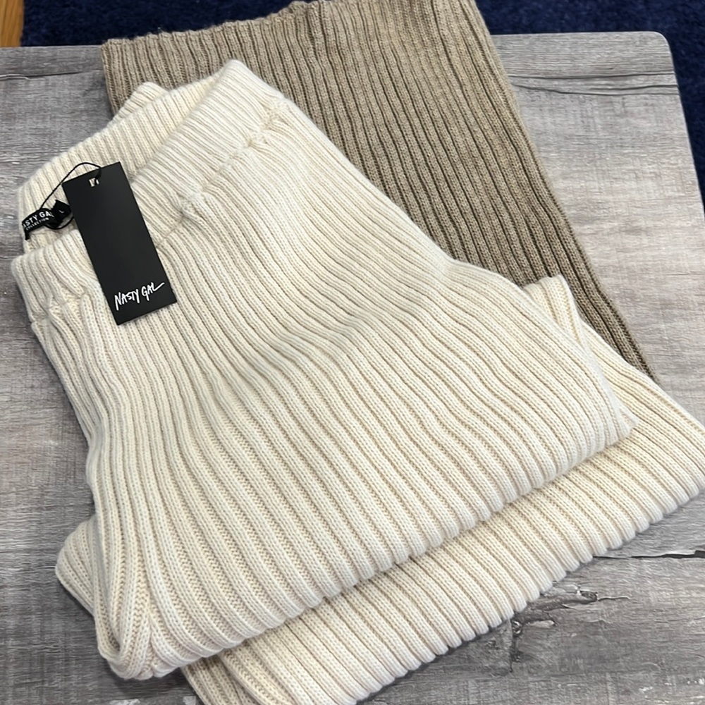 NWT. NASTY GAL COLLECTION L knitted stripe wide leg pants oatmeal color